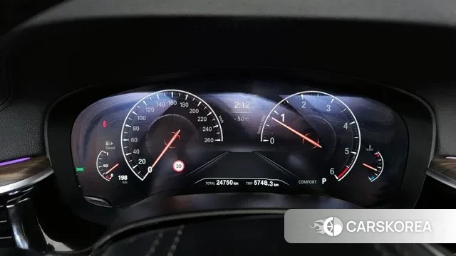 BMW 5 Series (G30) id 3607954 из Кореи 18