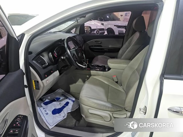 Kia The New Carnival id 4703528 из Кореи 18