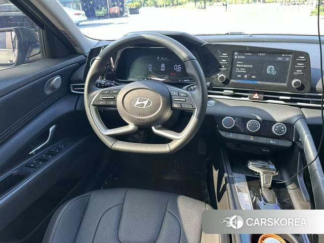 Hyundai Elantra id 4274725 из Китая 8