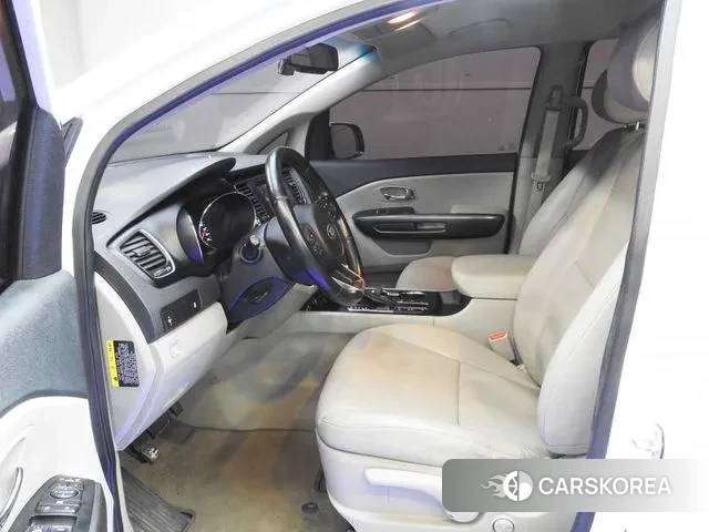 Kia The New Carnival id 3454976 из Кореи 17