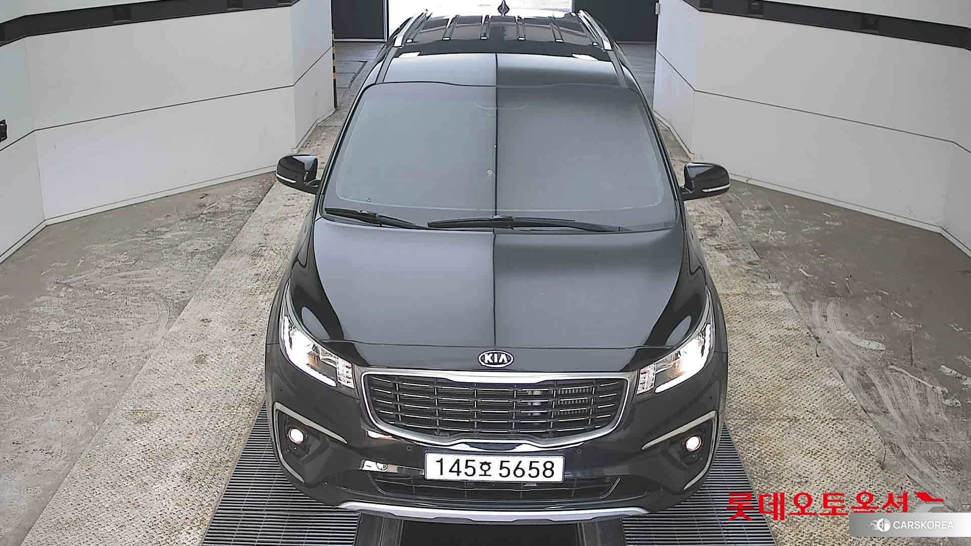 Kia Carnival id 3882157 из Кореи 35