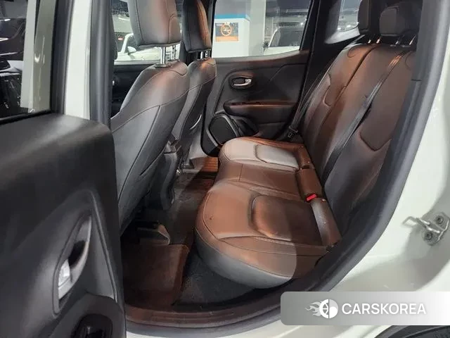 Jeep Renegade id 3582967 из Кореи 17