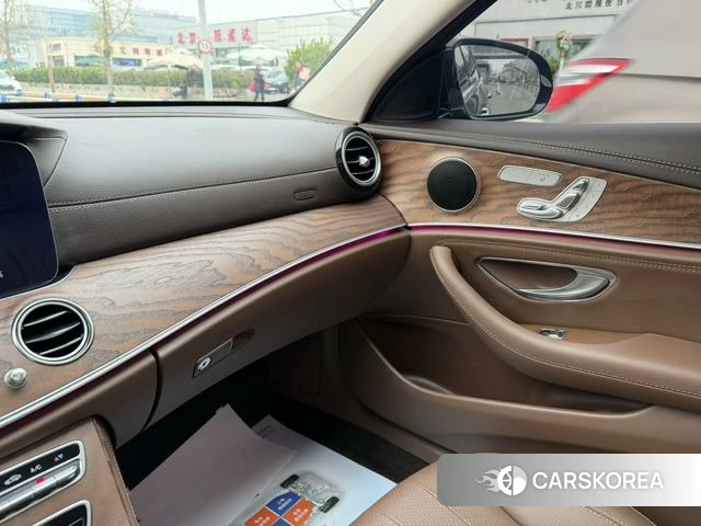 Mercedes-Benz E-class id 3875918 из Китая 20