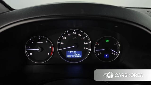 Hyundai The New Grand Starex id 4895378 из Кореи 28
