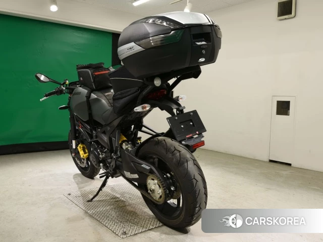 Проданный Ducati MONSTER 1100 EVO DIESEL id 4289974 из Японии, фото 8