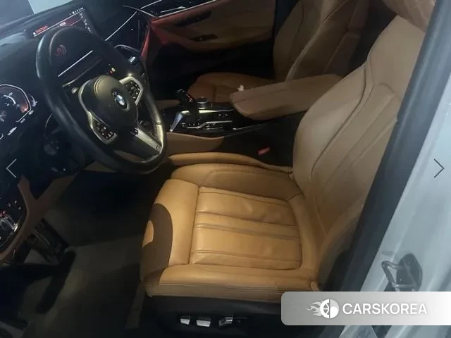 BMW 5 Series (G30) id 3008167 из Кореи 13