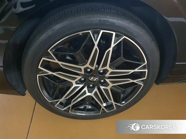 Hyundai Grandeur (GN7) id 4201694 из Кореи 18