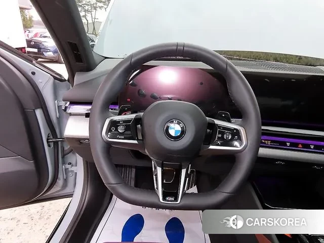 BMW 5 Series (G60) id 3507240 из Кореи 18