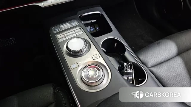 Genesis GV70 id 3483930 из Кореи 18