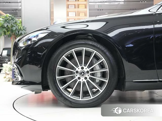 Mercedes-Benz S-class id 4261070 из Китая 26