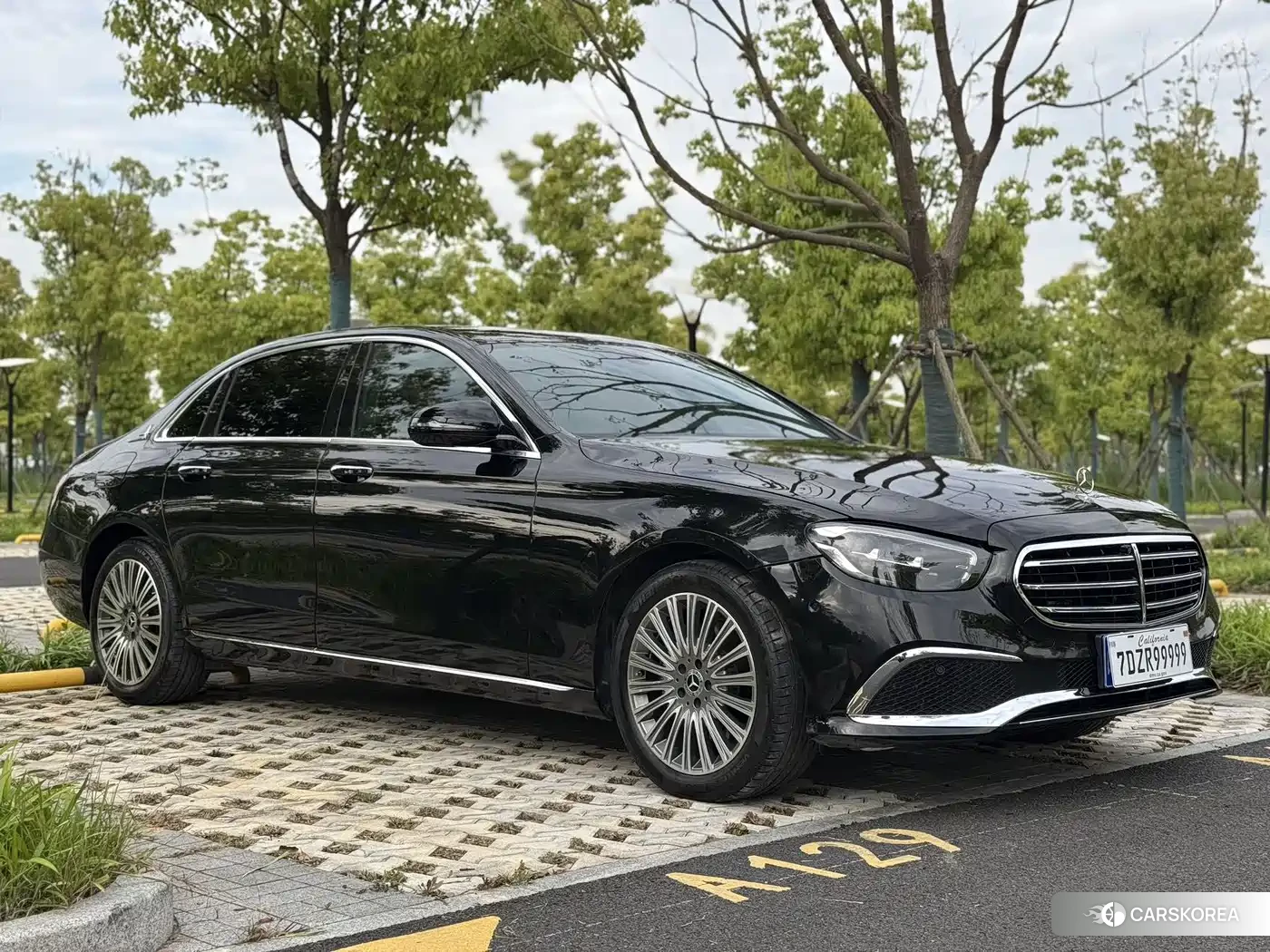 Mercedes-Benz E-Class id 4576669 из Китая 8