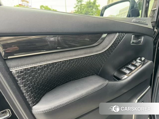 Toyota Wilfa id 4239449 из Китая 17
