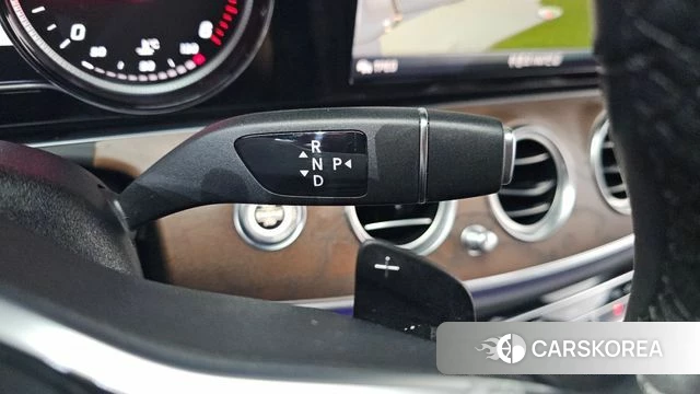 Mercedes-Benz E-Class W213 id 4482898 из Кореи 32