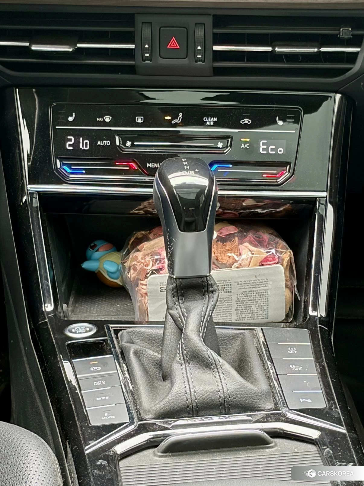 Volkswagen Passat PHEV id 4467410 из Китая 9