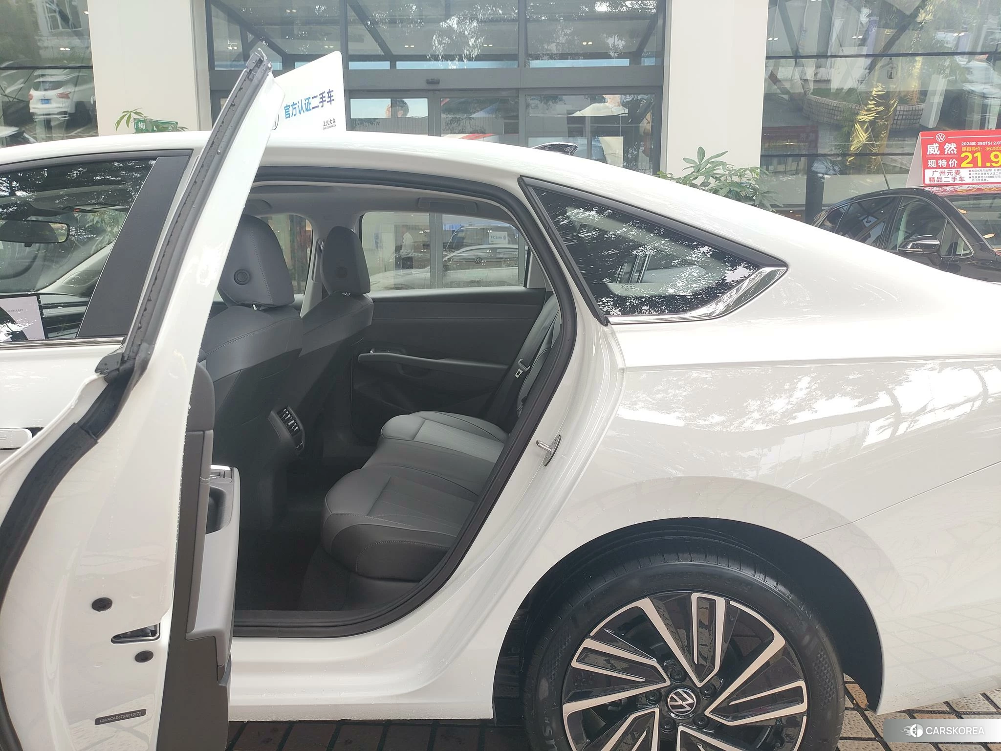 Volkswagen Lavida id 4479483 из Китая 9