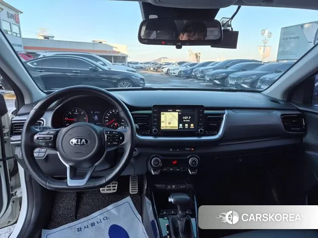 Kia Stonic id 3737219 из Кореи 13