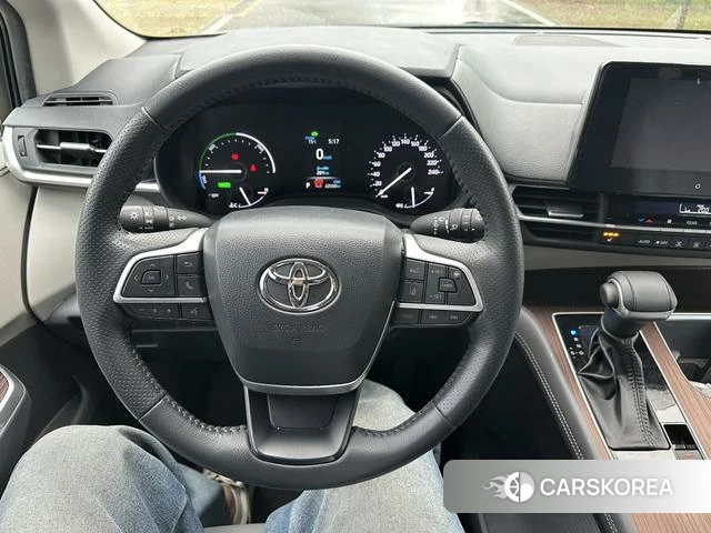 Toyota Saina id 4380730 из Китая 9