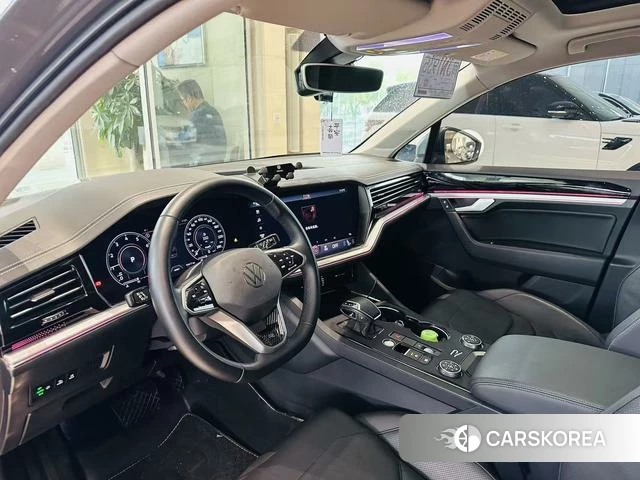 Volkswagen Touareg id 3888739 из Китая 8