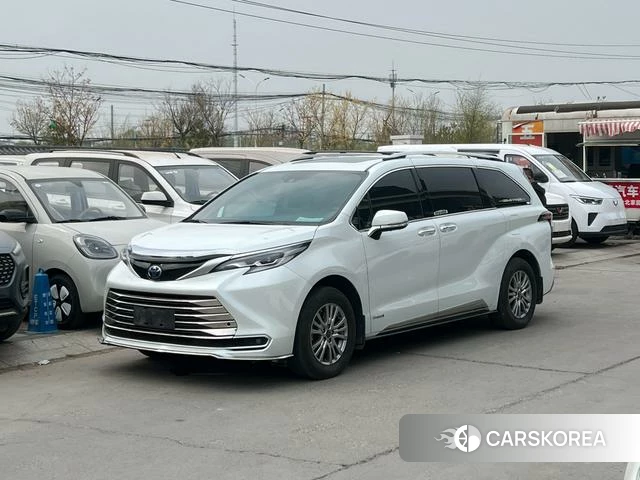 Toyota Saina id 3913635 из Китая 8