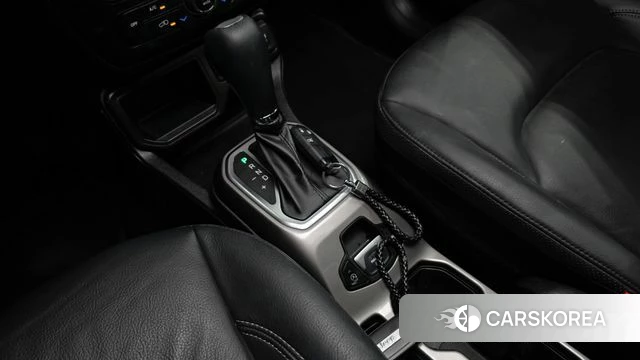 Jeep Renegade id 4730783 из Кореи 33