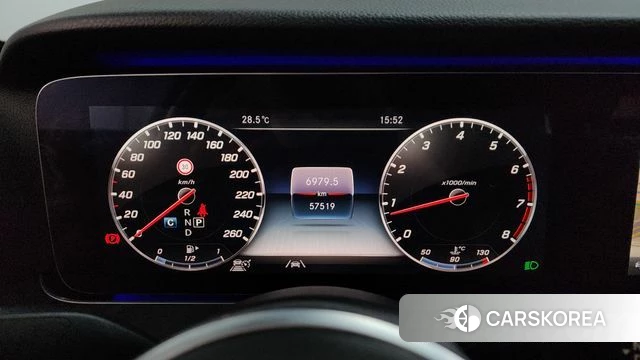 Mercedes-Benz E-Class W213 id 4573857 из Кореи 34