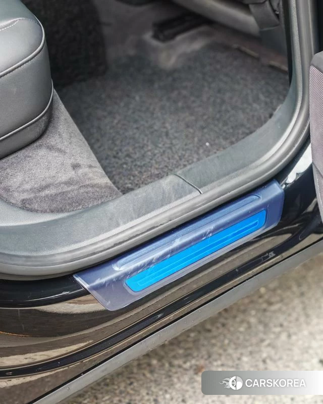 Audi Q5L id 4272745 из Китая 19