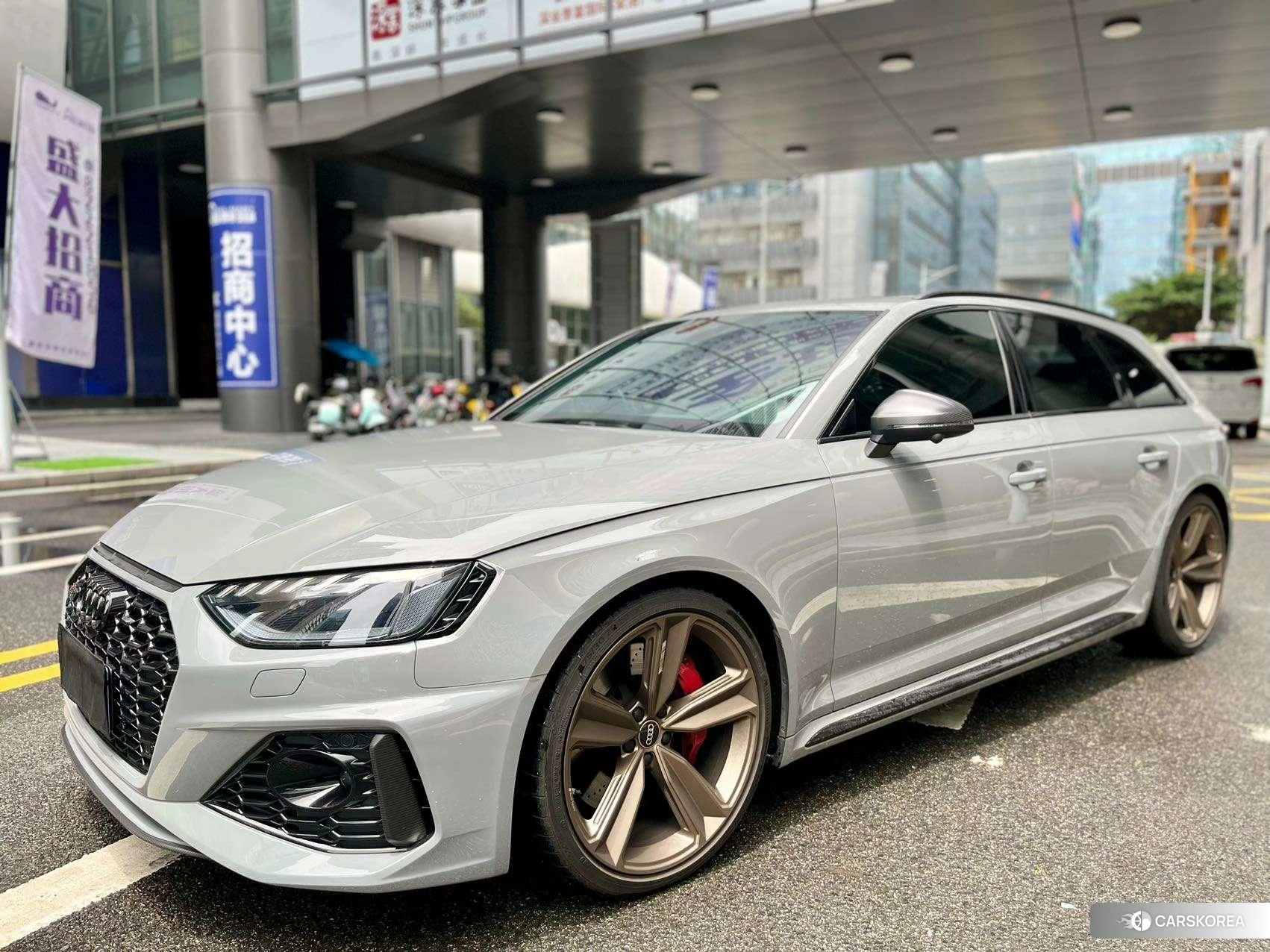 Audi RS 4 id 4473437 из Китая 11
