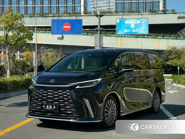Lexus LM id 4301194 из Китая 19