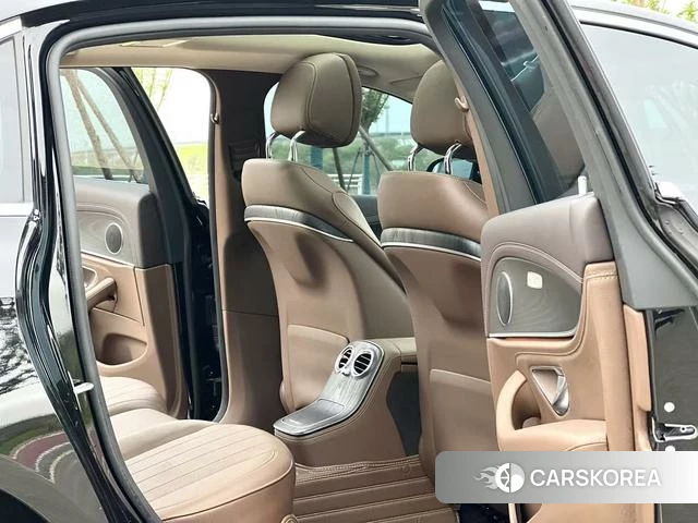 Mercedes-Benz E-class id 4209420 из Китая 15