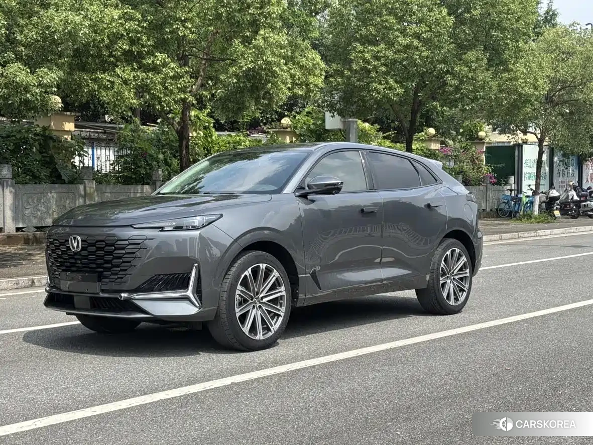 Chang'an Changan UNI-K id 4547365 из Китая 14