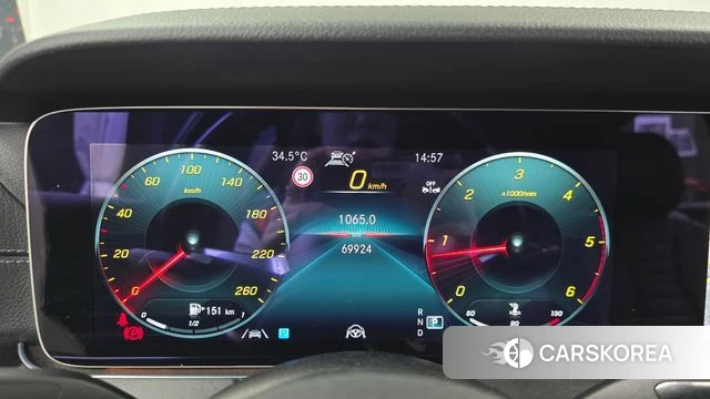Mercedes-Benz E-Class W213 id 4428568 из Кореи 32