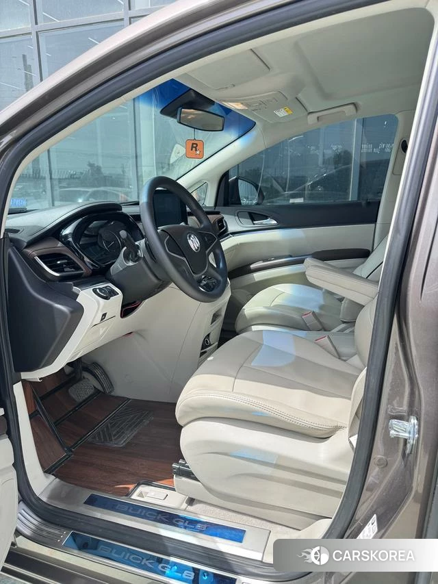 Buick GL8 id 4210510 из Китая 15