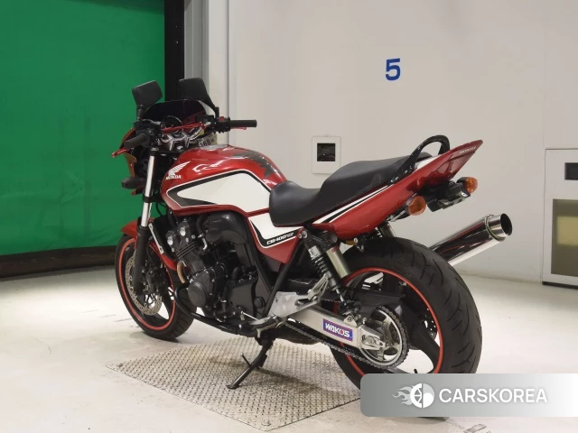 Проданный Honda CB400SF id 4341489 из Японии, фото 8