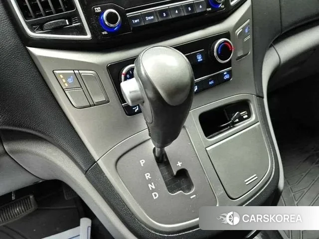 Hyundai The New Grand Starex id 3522945 из Кореи 17