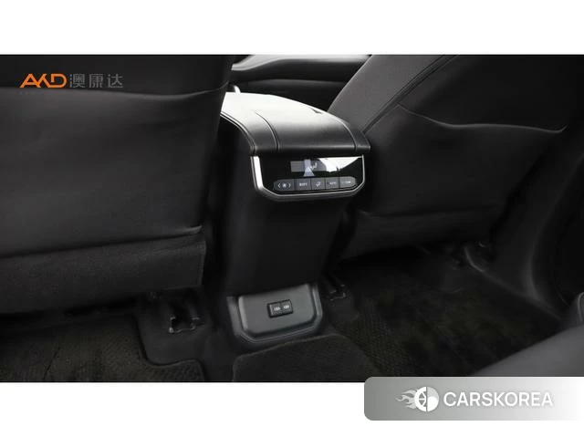 Toyota Crown Lufang id 4272870 из Китая 8