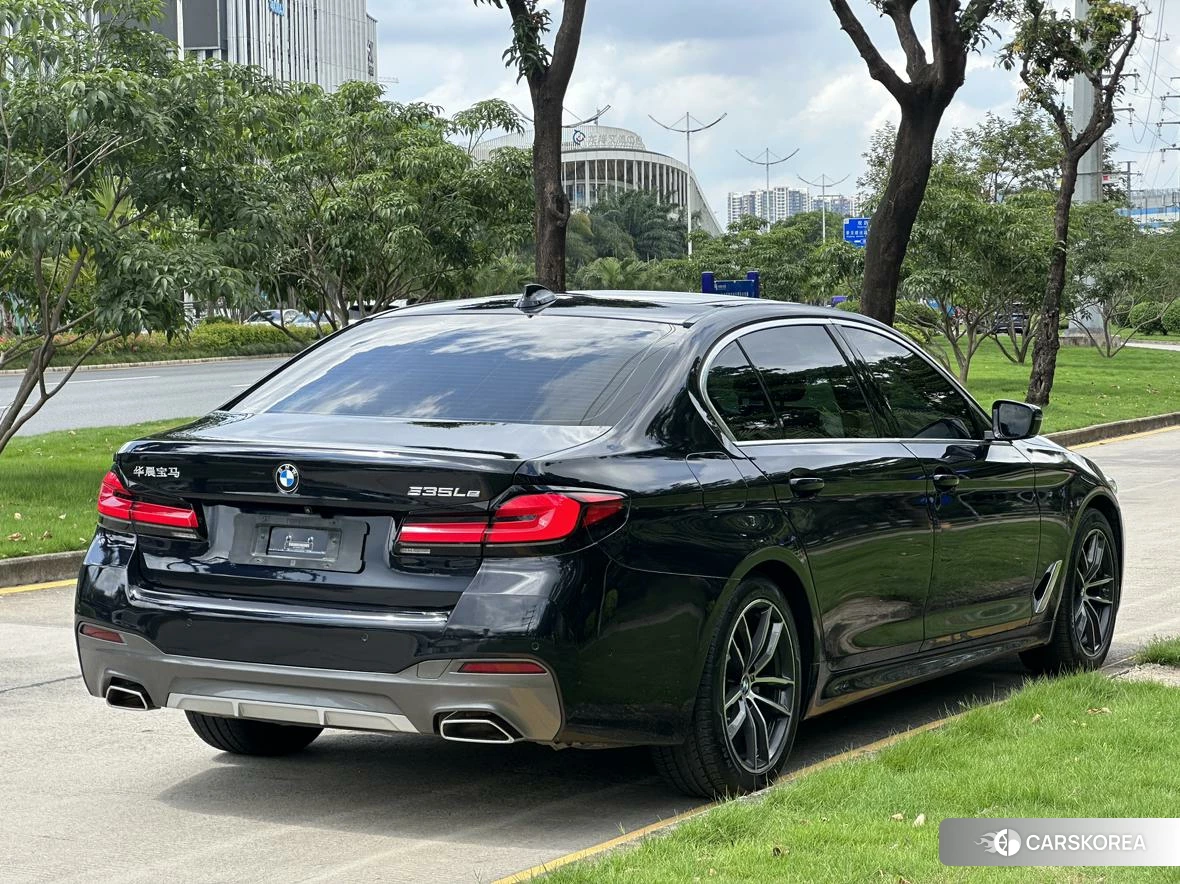 BMW 5 series PHEV id 4441057 из Китая 11