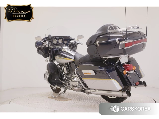 Harley-Davidson Electra Glide FLHTCUSE1800 CVO id 4341418 из Японии 8