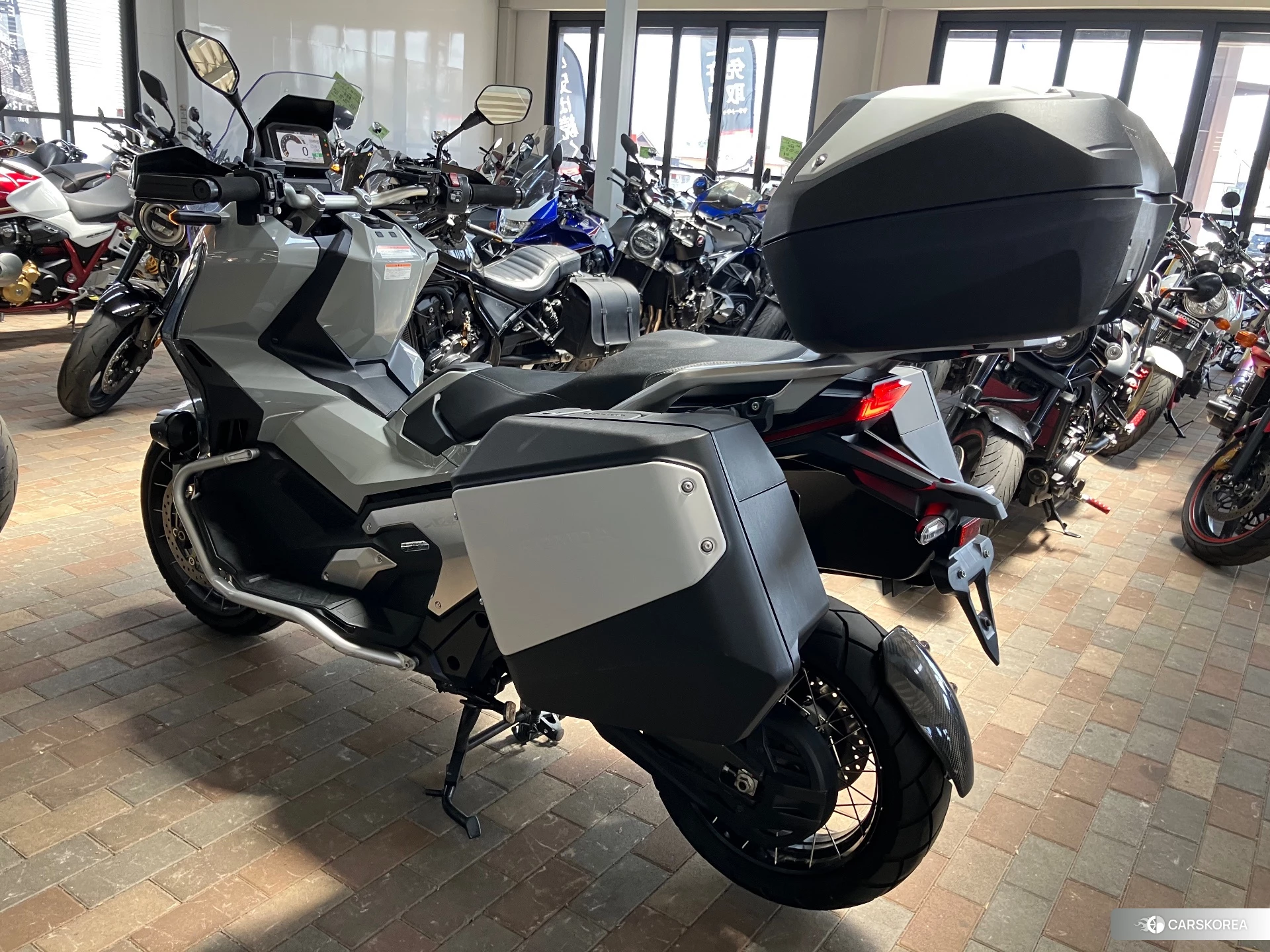 Проданный Honda X-ADV 750 id 4352897 из Японии, фото 8