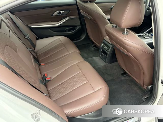 BMW 3 series id 4314236 из Китая 13