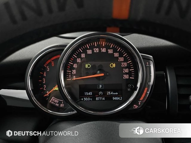 Mini Cooper D id 4642743 из Кореи 18