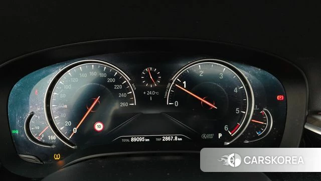 BMW 5 Series (G30) id 4770705 из Кореи 18