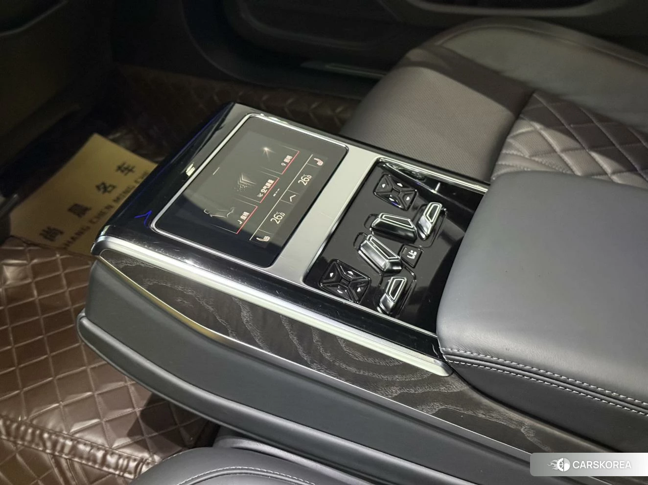 Audi A8 id 4426567 из Китая 9