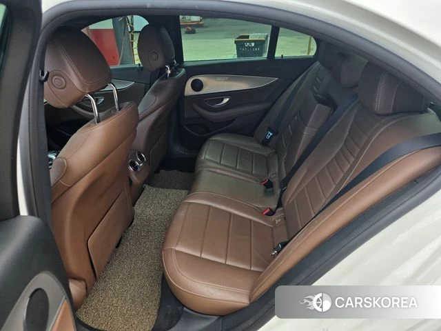 Mercedes-Benz E-Class W213 id 4794870 из Кореи 18