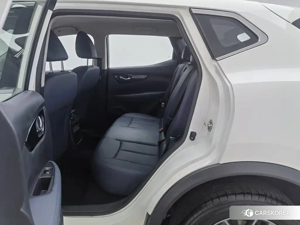 Nissan Qashqai id 4599706 из Китая 22