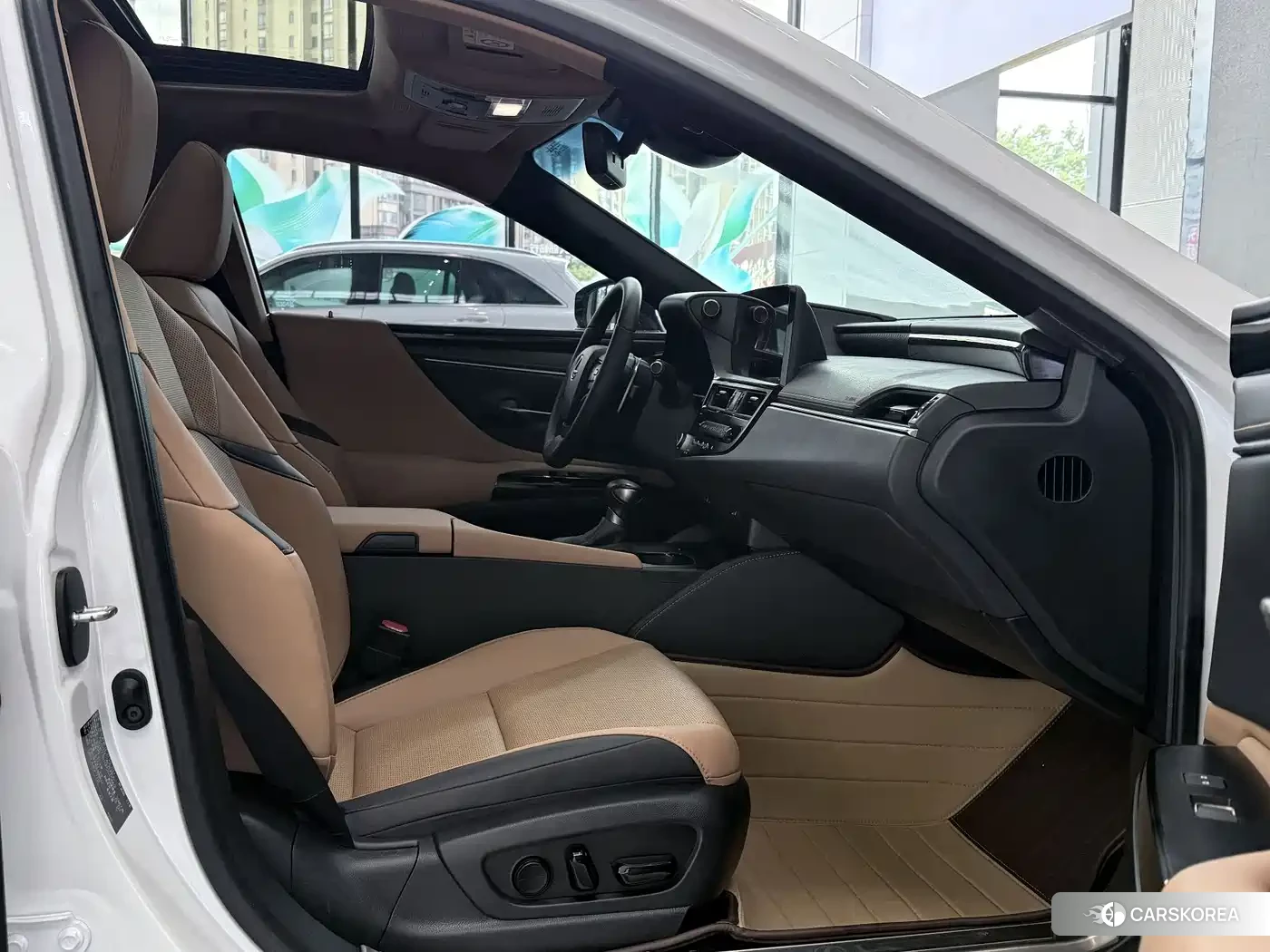Lexus ES id 4576556 из Китая 21