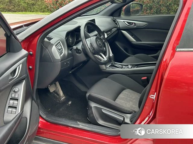 Mazda CX-4 id 4253358 из Китая 11