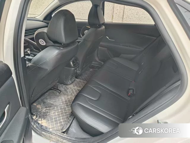 Hyundai Elantra id 4314557 из Китая 8