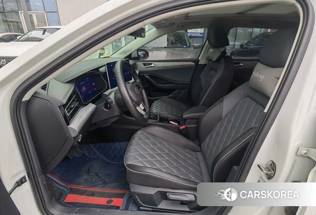 Volkswagen Sagitar id 4300010 из Китая 8
