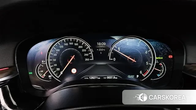 BMW 5 Series (G30) id 3233965 из Кореи 18