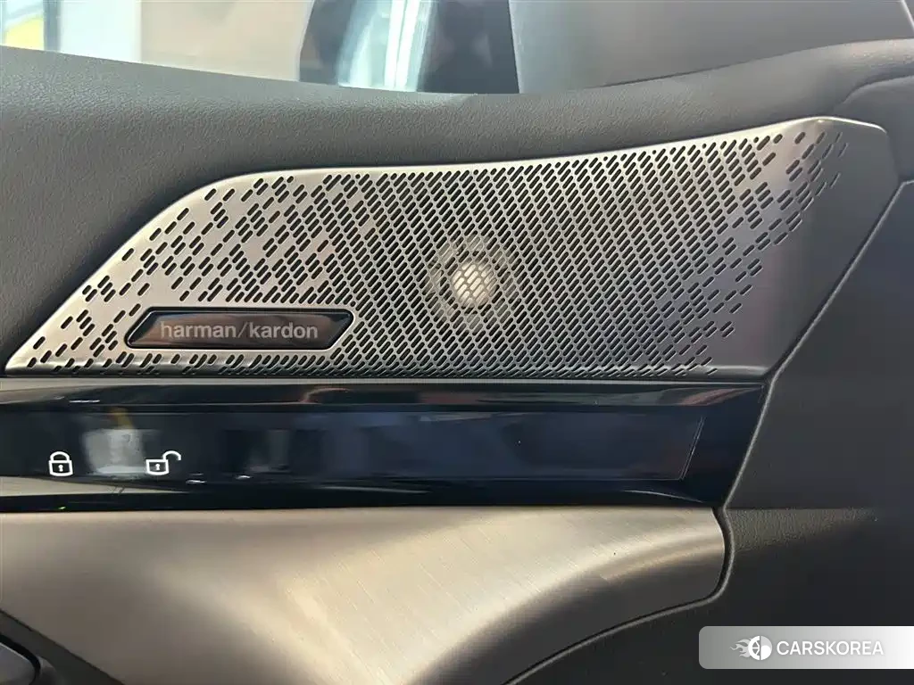 BMW i5 id 4589429 из Китая 10